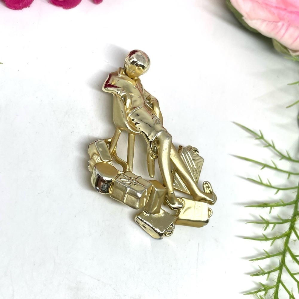 VINTAGE⚜️ Long Shopping Day AJC Brooch - Picture 3 of 8